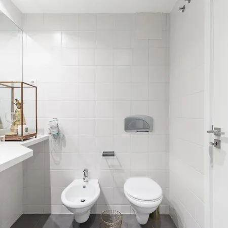 Luxury In Downtown Апартаменты *